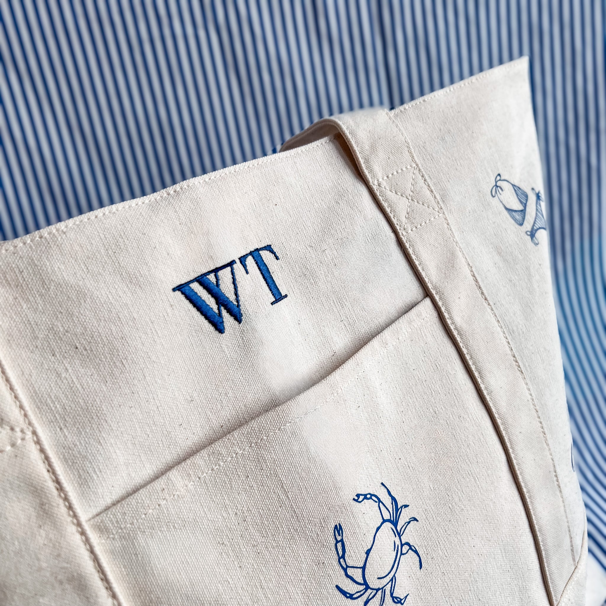 Embroidered_Totes-02.jpg