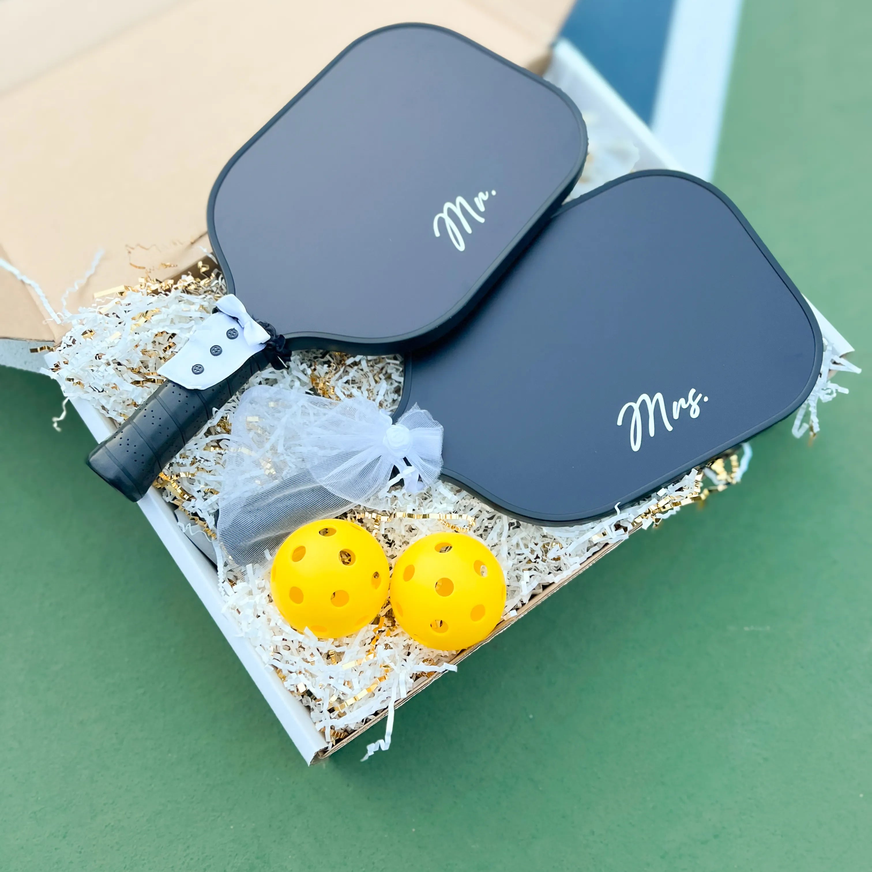 mr-mrs-engagement-pickleball-gift-catchcatch-creations2.webp
